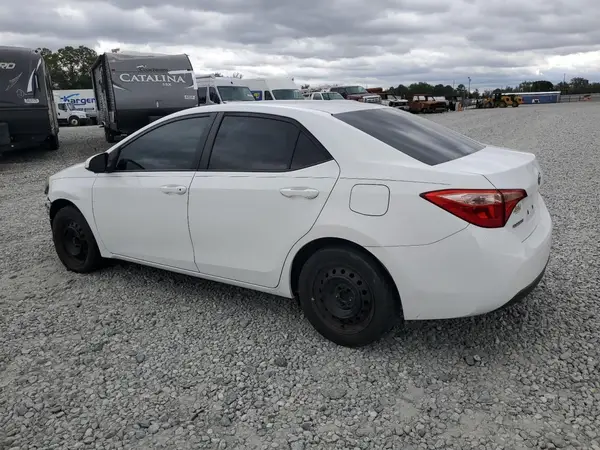 5YFBURHE6KP929393 2019 TOYOTA COROLLA - Image 2