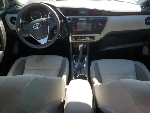 5YFBURHE6KP929393 2019 TOYOTA COROLLA - Image 8