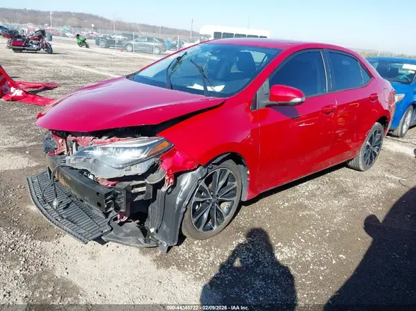 5YFBURHE6KP933685 2019 TOYOTA COROLLA - Image 2