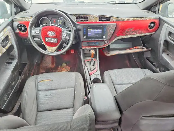5YFBURHE6KP933945 2019 TOYOTA COROLLA - Image 8