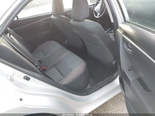 5YFBURHE6KP938319 2019 TOYOTA COROLLA - Image 8