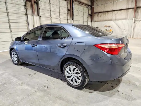 5YFBURHE6KP938515 2019 TOYOTA COROLLA - Image 2