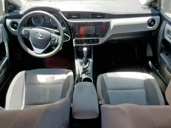 5YFBURHE6KP940121 2019 TOYOTA COROLLA - Image 8