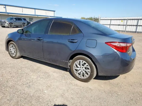 5YFBURHE6KP940409 2019 TOYOTA COROLLA - Image 2