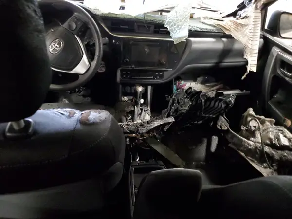 5YFBURHE6KP941110 2019 TOYOTA COROLLA - Image 8