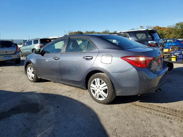 5YFBURHE6KP941852 2019 TOYOTA COROLLA - Image 2