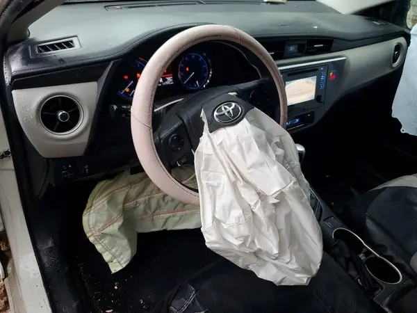 5YFBURHE6KP942466 2019 TOYOTA COROLLA - Image 8