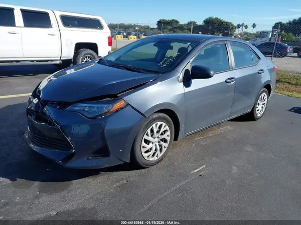 5YFBURHE6KP942886 2019 TOYOTA COROLLA - Image 2