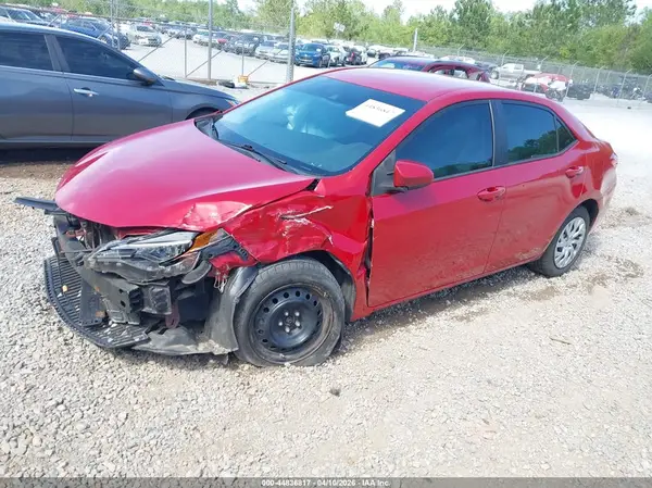 5YFBURHE6KP943889 2019 TOYOTA COROLLA - Image 2