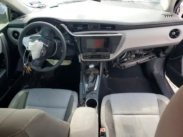 5YFBURHE6KP945559 2019 TOYOTA COROLLA - Image 8
