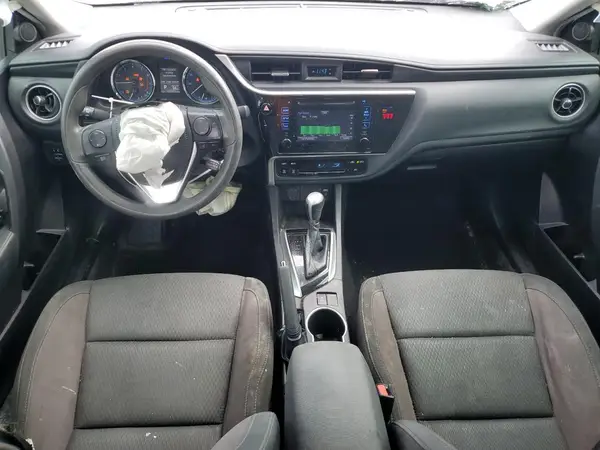 5YFBURHE6KP945688 2019 TOYOTA COROLLA - Image 8