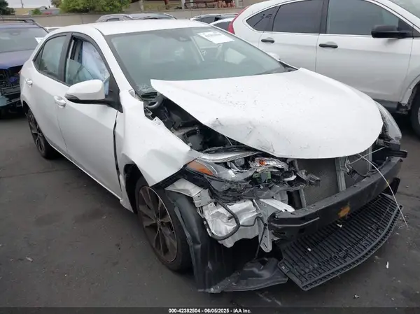 5YFBURHE6KP947683 2019 TOYOTA COROLLA - Image 1