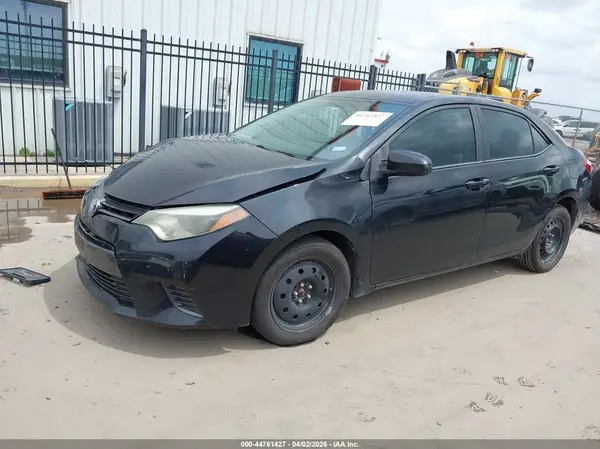 5YFBURHE7GP370430 2016 TOYOTA COROLLA - Image 2