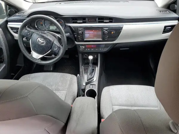 5YFBURHE7GP372002 2016 TOYOTA COROLLA - Image 8
