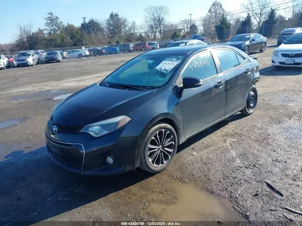 5YFBURHE7GP374378 2016 TOYOTA COROLLA - Image 2