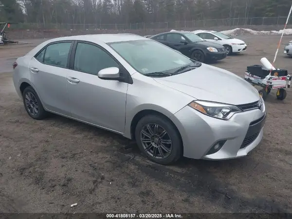 5YFBURHE7GP375983 2016 TOYOTA COROLLA - Image 1