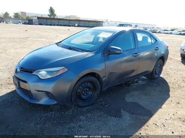 5YFBURHE7GP376356 2016 TOYOTA COROLLA - Image 2