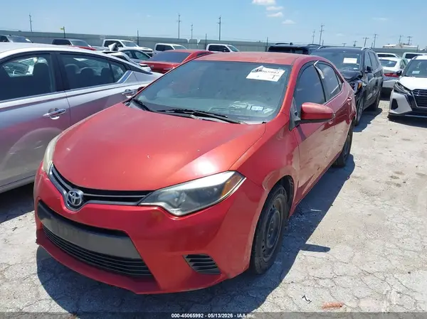 5YFBURHE7GP378334 2016 TOYOTA COROLLA - Image 2