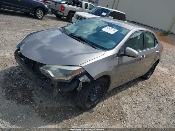 5YFBURHE7GP382089 2016 TOYOTA COROLLA - Image 2