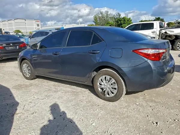 5YFBURHE7GP382657 2016 TOYOTA COROLLA - Image 2