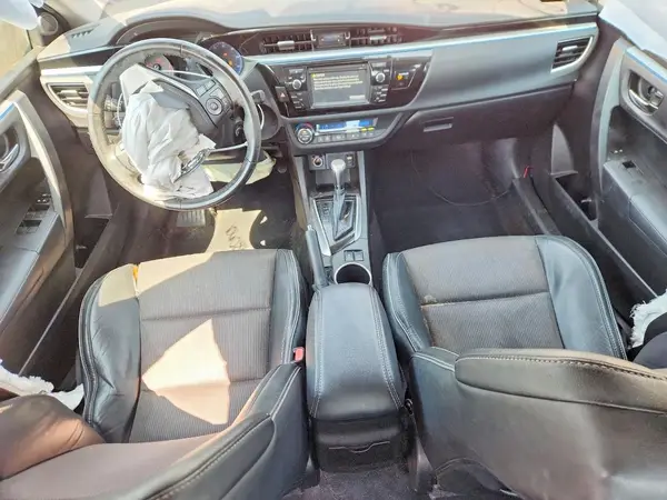 5YFBURHE7GP385607 2016 TOYOTA COROLLA - Image 8