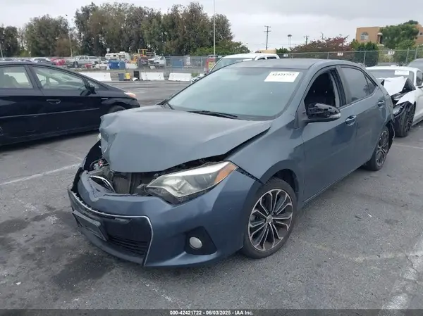 5YFBURHE7GP388085 2016 TOYOTA COROLLA - Image 2