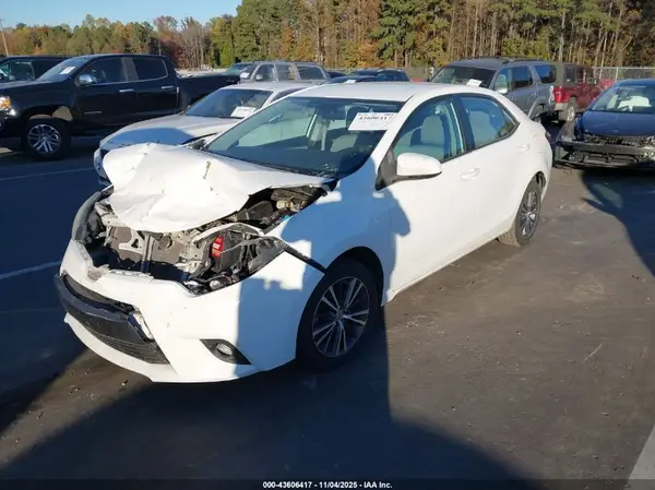 5YFBURHE7GP389673 2016 TOYOTA COROLLA - Image 2