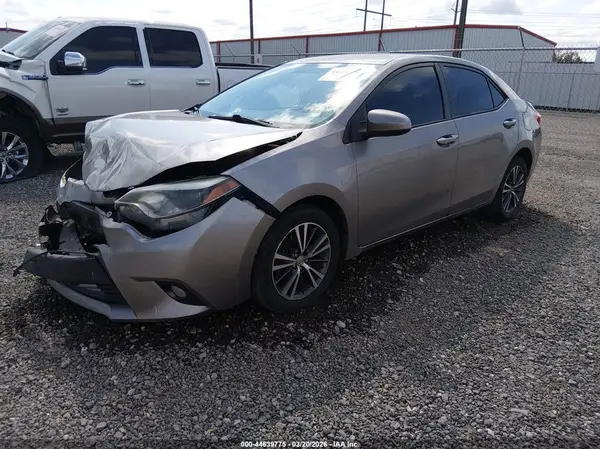 5YFBURHE7GP390340 2016 TOYOTA COROLLA - Image 2