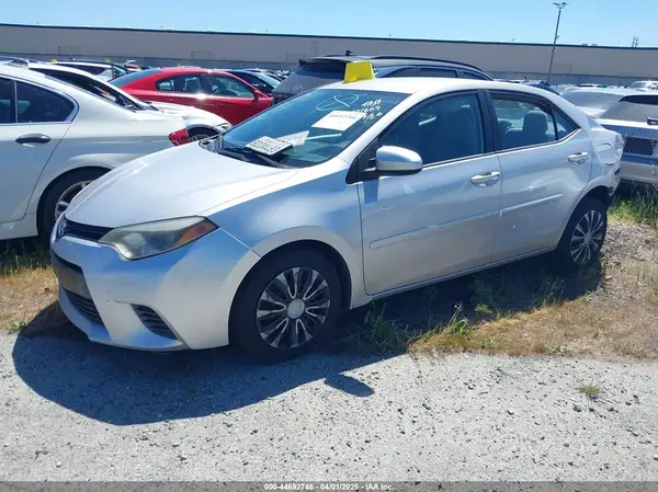 5YFBURHE7GP399488 2016 TOYOTA COROLLA - Image 2