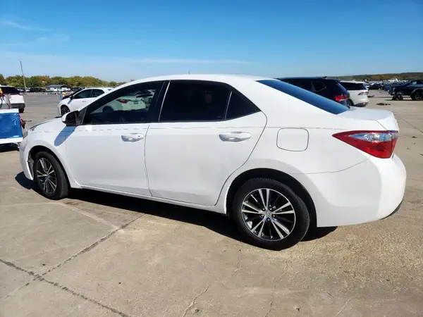 5YFBURHE7GP403734 2016 TOYOTA COROLLA - Image 2