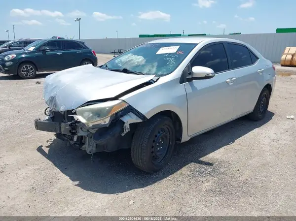 5YFBURHE7GP413809 2016 TOYOTA COROLLA - Image 2