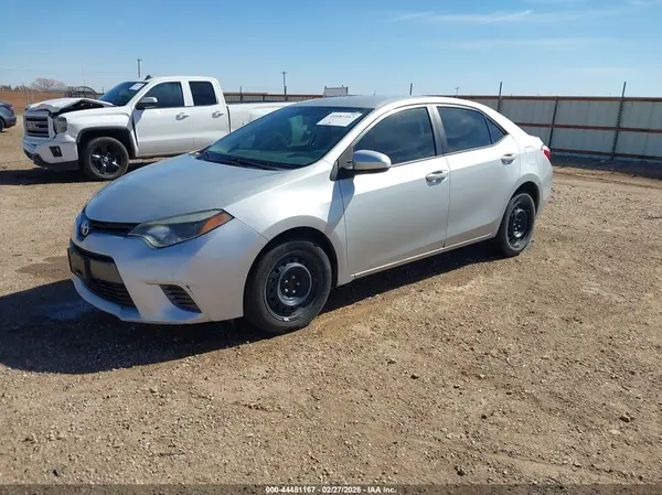 5YFBURHE7GP416144 2016 TOYOTA COROLLA - Image 2