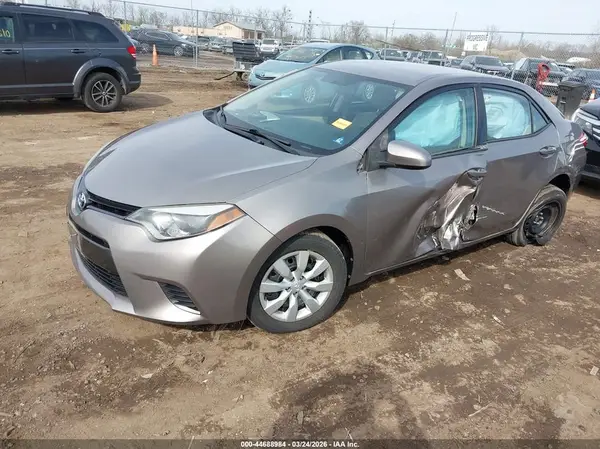 5YFBURHE7GP416631 2016 TOYOTA COROLLA - Image 2
