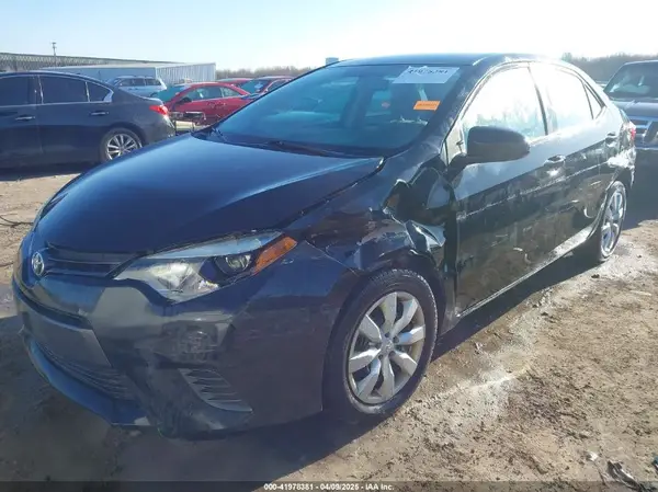 5YFBURHE7GP422140 2016 TOYOTA COROLLA - Image 2