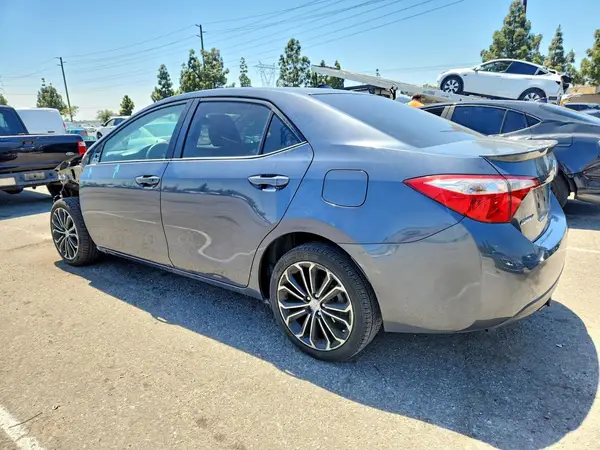 5YFBURHE7GP422431 2016 TOYOTA COROLLA - Image 2