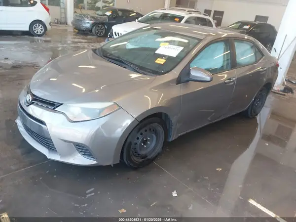 5YFBURHE7GP423451 2016 TOYOTA COROLLA - Image 2