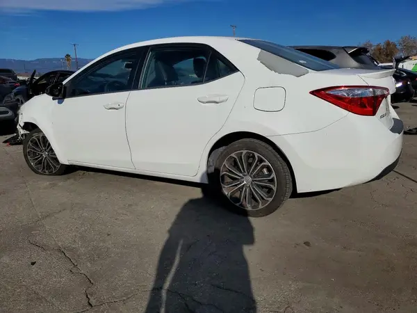 5YFBURHE7GP428245 2016 TOYOTA COROLLA - Image 2