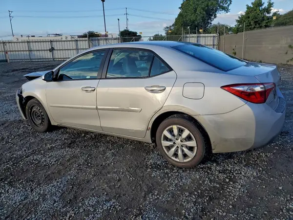 5YFBURHE7GP436944 2016 TOYOTA COROLLA - Image 2