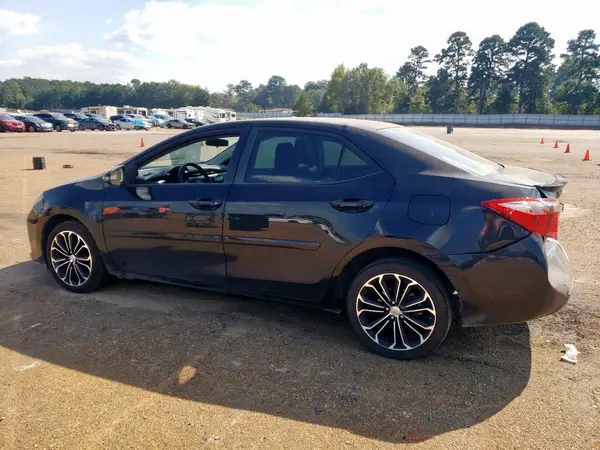 5YFBURHE7GP438449 2016 TOYOTA COROLLA - Image 2