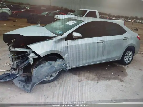 5YFBURHE7GP439388 2016 TOYOTA COROLLA - Image 2