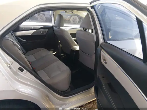 5YFBURHE7GP447877 2016 TOYOTA COROLLA - Image 8