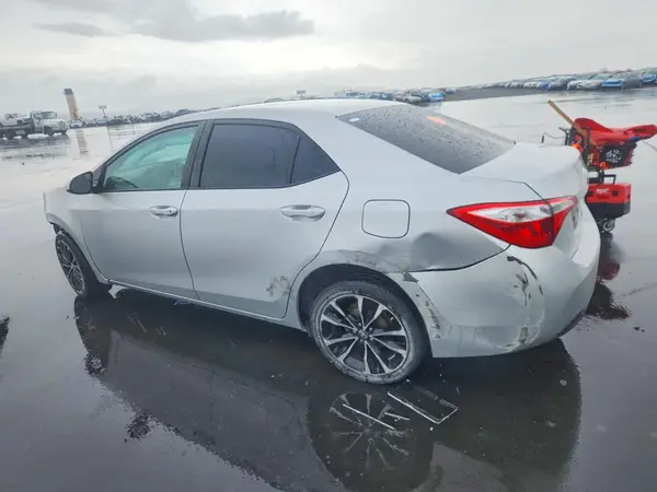 5YFBURHE7GP458684 2016 TOYOTA COROLLA - Image 2