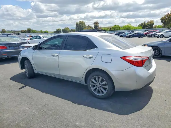 5YFBURHE7GP462167 2016 TOYOTA COROLLA - Image 2