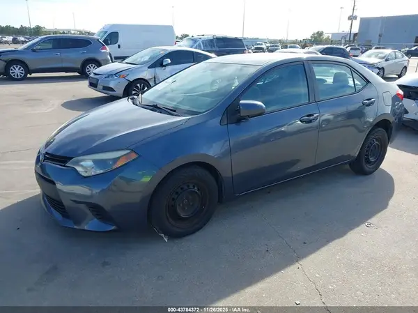 5YFBURHE7GP465294 2016 TOYOTA COROLLA - Image 2