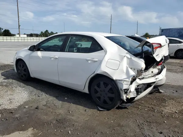 5YFBURHE7GP476585 2016 TOYOTA COROLLA - Image 2