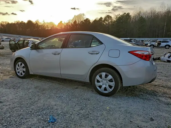 5YFBURHE7GP476697 2016 TOYOTA COROLLA - Image 2