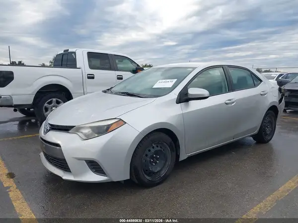 5YFBURHE7GP478286 2016 TOYOTA COROLLA - Image 2