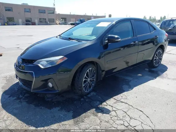 5YFBURHE7GP484699 2016 TOYOTA COROLLA - Image 2