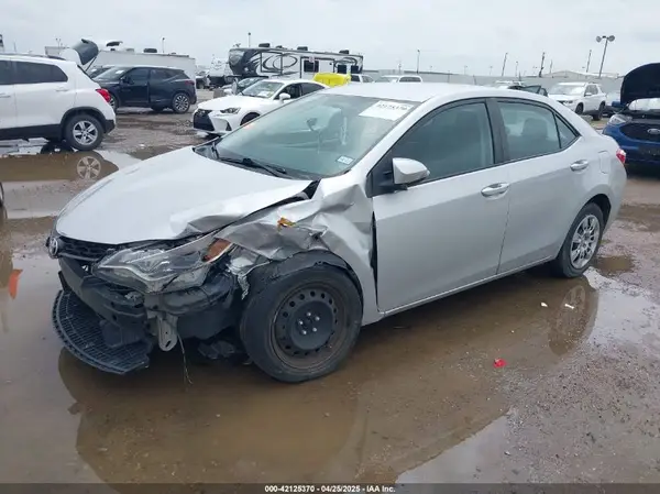 5YFBURHE7GP490177 2016 TOYOTA COROLLA - Image 2