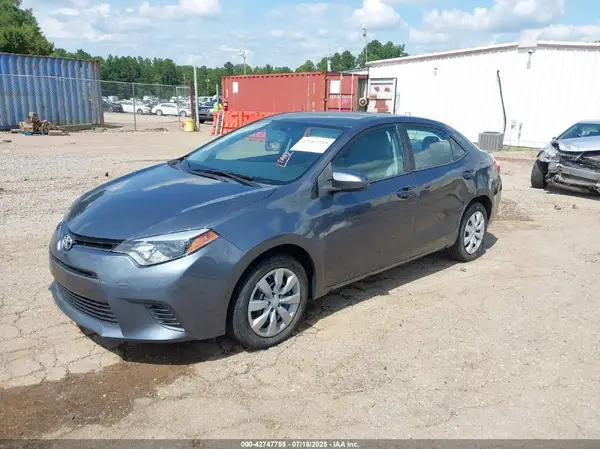 5YFBURHE7GP492527 2016 TOYOTA COROLLA - Image 2